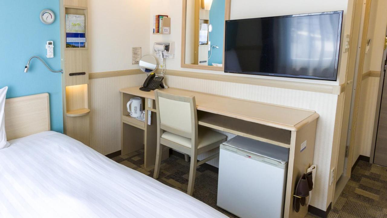 Toyoko Inn Osaka Hankyu Juso-Eki Nishi-Guchi No.2 ภายนอก รูปภาพ