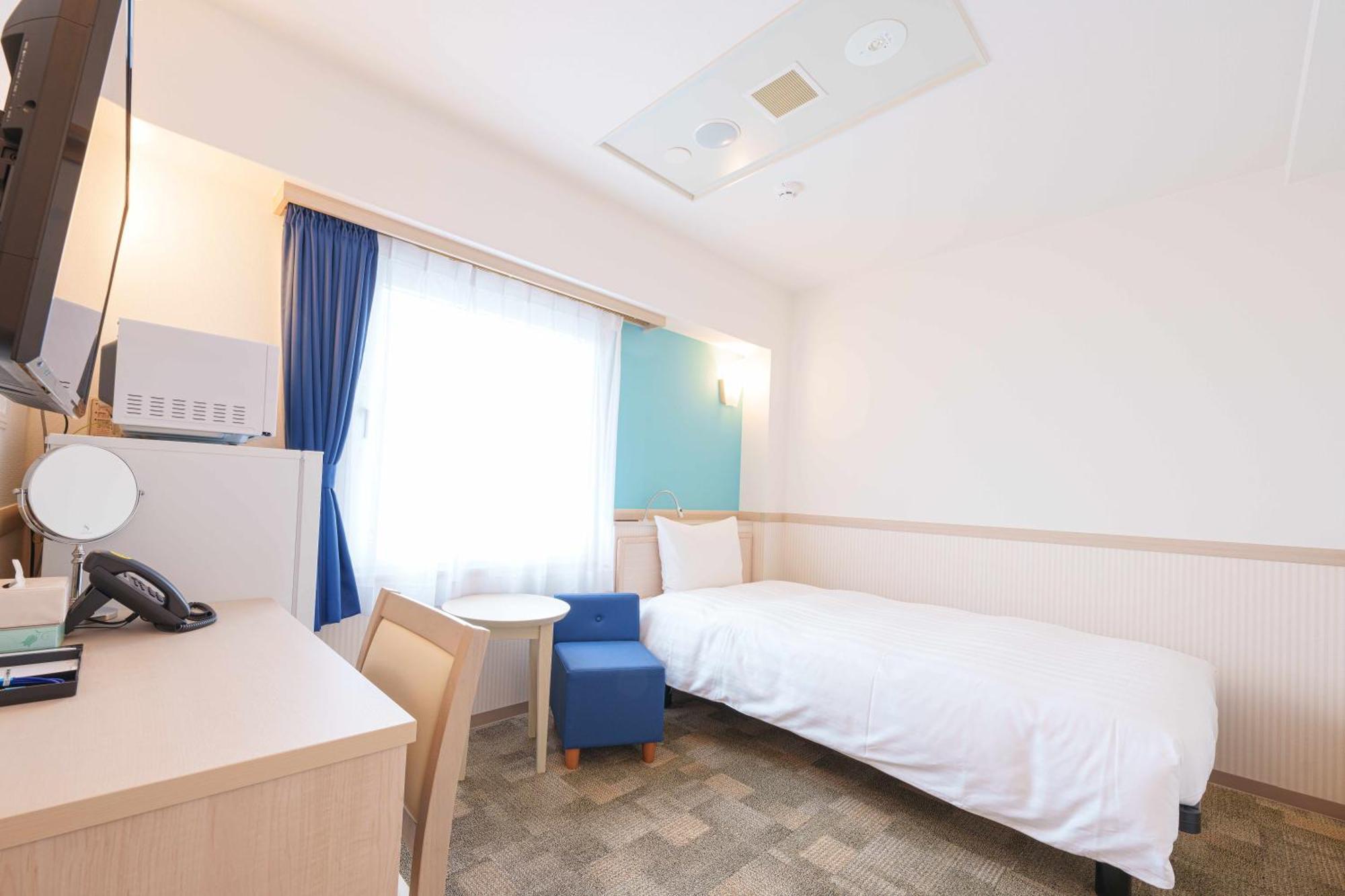 Toyoko Inn Osaka Hankyu Juso-Eki Nishi-Guchi No.2 ภายนอก รูปภาพ